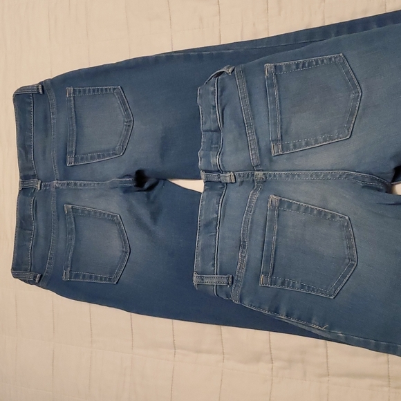 2 Girls Cat & Jack 👖 Jeans - Picture 4 of 5